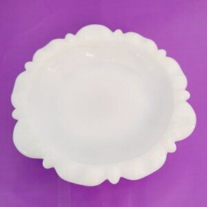 Vintage Milk Glass Ashtray 5.25"